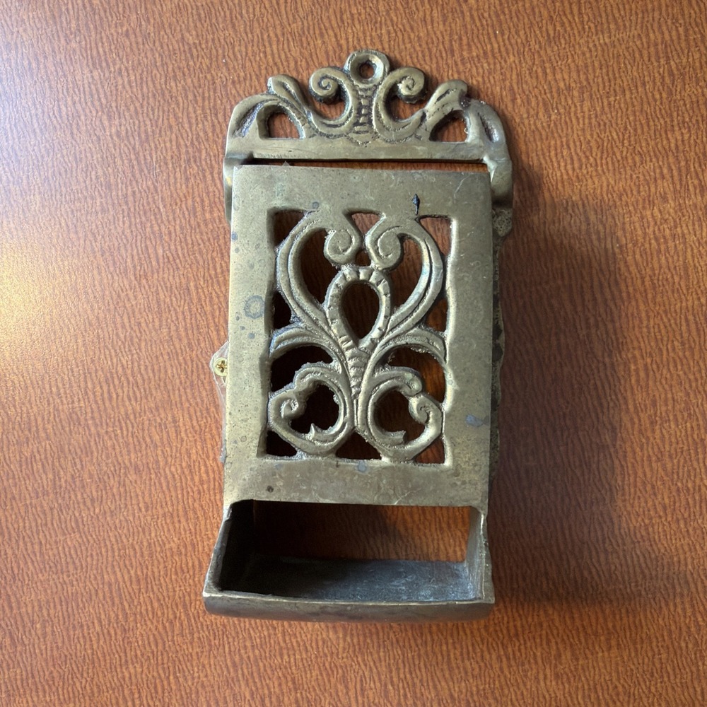 Vintage 1950s Solid Cast Brass Match Holder Wall Mount Style W/Screws‎